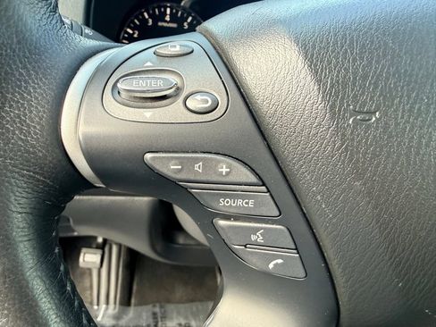 Used 2020 Nissan Pathfinder SV AWD/4WD image 21