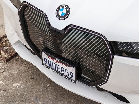 Used 2026 BMW iX xDrive45 AWD/4WD image 10