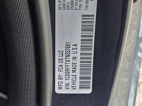 New 2026 RAM 1500 4x4 Crew Cab image 15