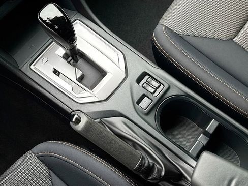 Used 2020 Subaru Crosstrek 2.0i Premium image 20