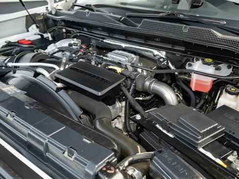 Used 2021 Chevrolet Silverado 2500 LTZ image 18