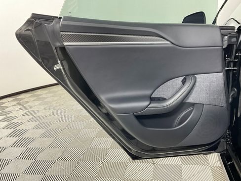 Used 2022 Tesla Model S Plaid image 25