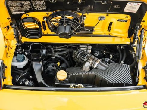 Used 2000 Porsche 911 Carrera 4 image 66