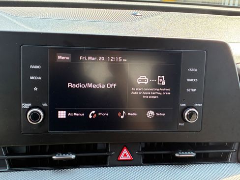 Used 2025 Kia Sportage LX image 20