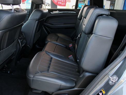 Used 2018 Mercedes-Benz GLS 450 4MATIC image 18