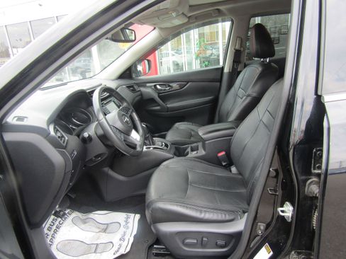 Used 2017 Nissan Rogue SL w/ SL Premium Package image 11