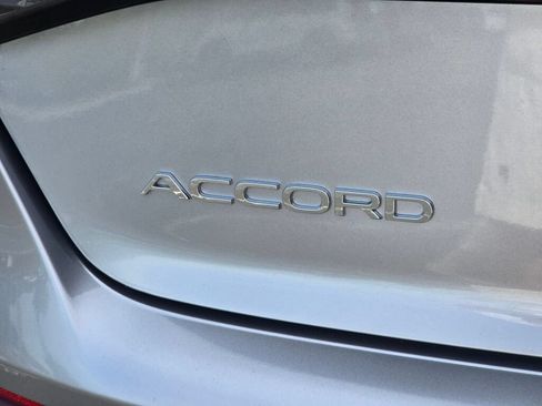 Certified 2025 Honda Accord SE image 14