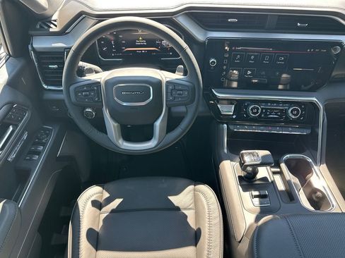 New 2026 GMC Sierra 1500 Denali w/ Denali Reserve Package AWD/4WD image 24