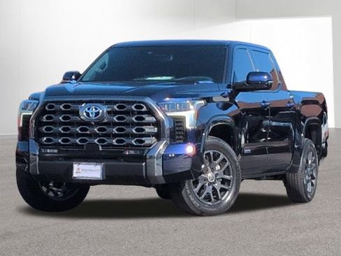Used 2024 Toyota Tundra Platinum AWD/4WD image 1