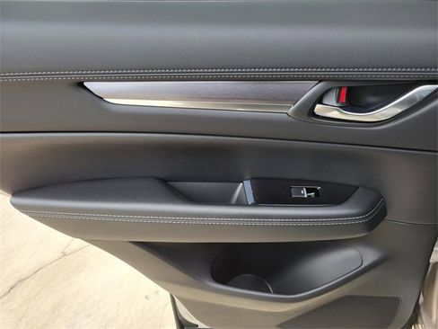 New 2025 MAZDA CX-5 AWD 2.5 S w/ Premium Plus Pkg image 11