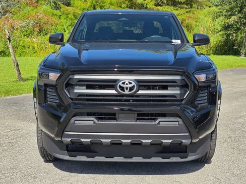 New 2026 Toyota Tacoma SR RWD image 2