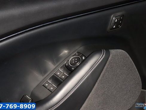 Used 2022 Ford Mustang Mach-E Premium image 10