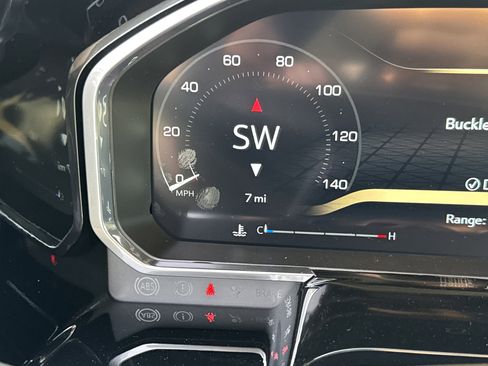 New 2026 GMC Sierra 3500 SLE w/ SLE Value Package image 21