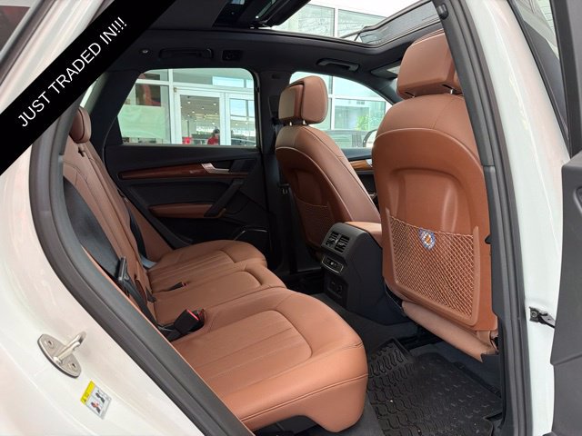 Used 2024 Audi Q5 Premium w/ Convenience Package AWD/4WD image 11