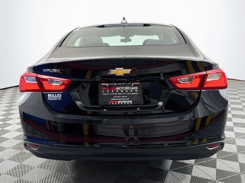 Used 2022 Chevrolet Malibu LS FWD image 6