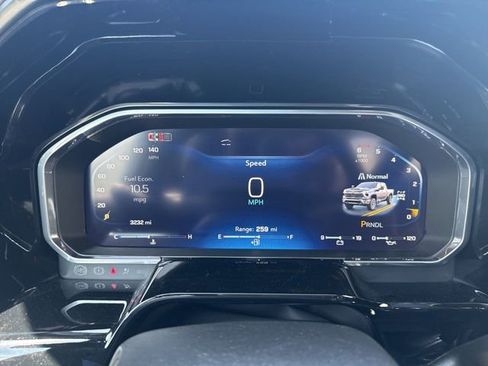 Used 2026 Chevrolet Silverado 2500 LTZ w/ LTZ Convenience Package image 33