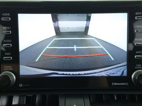 Used 2021 Toyota RAV4 SE image 17