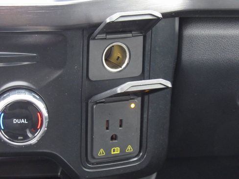 Used 2024 Ford F350 Lariat w/ Lariat Ultimate Package image 33