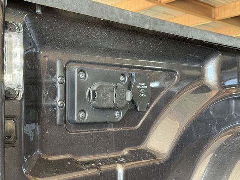 New 2026 RAM 3500 Tradesman AWD/4WD image 32