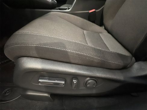 Certified 2023 Honda CR-V EX image 8