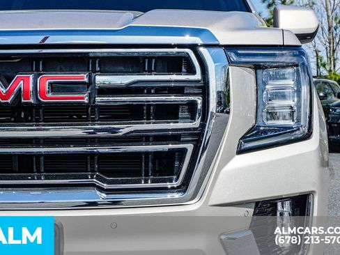 Used 2023 GMC Yukon SLT image 12