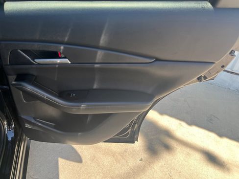 Certified 2024 MAZDA CX-30 AWD 2.5 S w/ Select Sport Pkg image 16