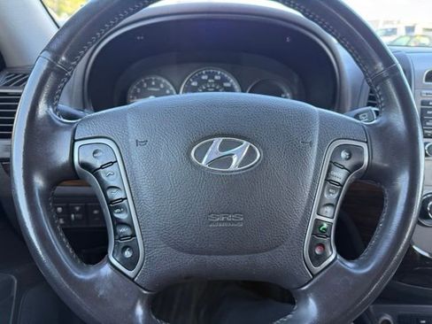 Used 2011 Hyundai Santa Fe SE AWD/4WD image 16
