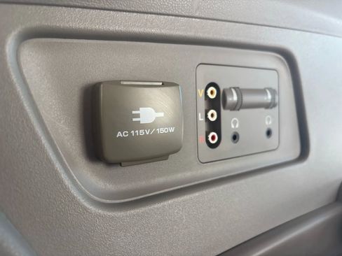 Used 2016 Honda Odyssey SE image 34