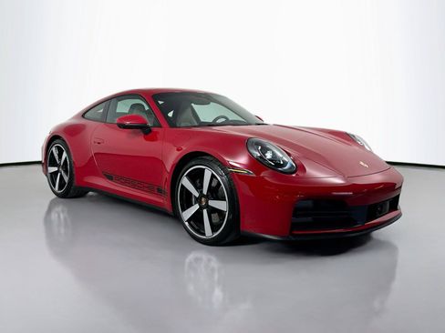 Used 2025 Porsche 911 Carrera RWD image 9