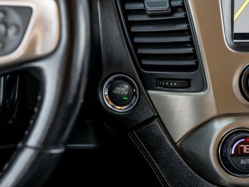 Used 2020 GMC Yukon Denali w/ Denali Ultimate Package image 23