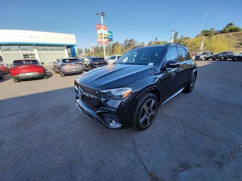 Used 2025 Mercedes-Benz GLE 350 4MATIC image 4