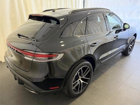 New 2026 Porsche Macan image 9