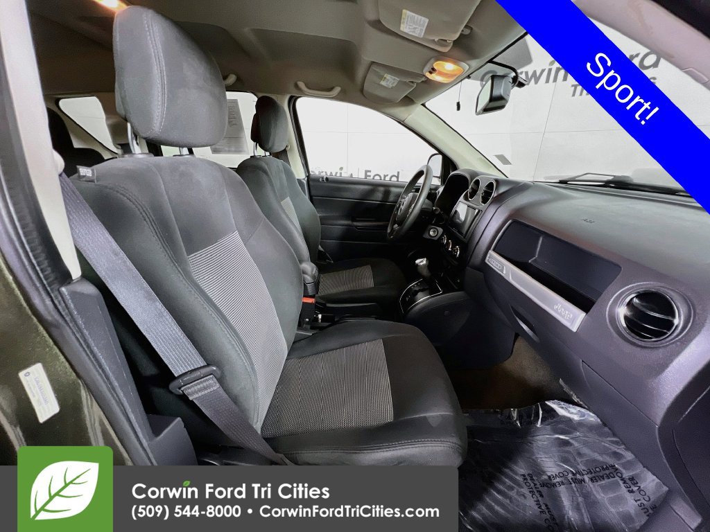 Used 2016 Jeep Compass Sport w/ Power Value Group AWD/4WD image 16