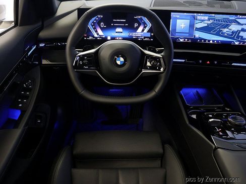 Certified 2025 BMW 530i xDrive AWD/4WD image 15