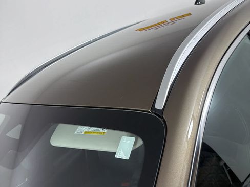 Certified 2026 Nissan Kicks SV w/ Interior Electronics Package FWD image 12
