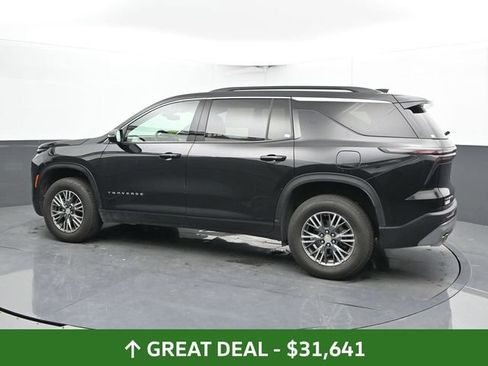 Used 2024 Chevrolet Traverse LT FWD image 10