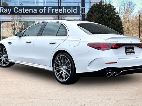 New 2026 Mercedes-Benz E 53 AMG e 4MATIC Sedan image 3