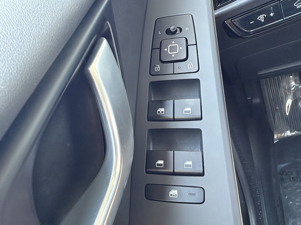 Used 2025 Kia Niro Wind FWD image 26