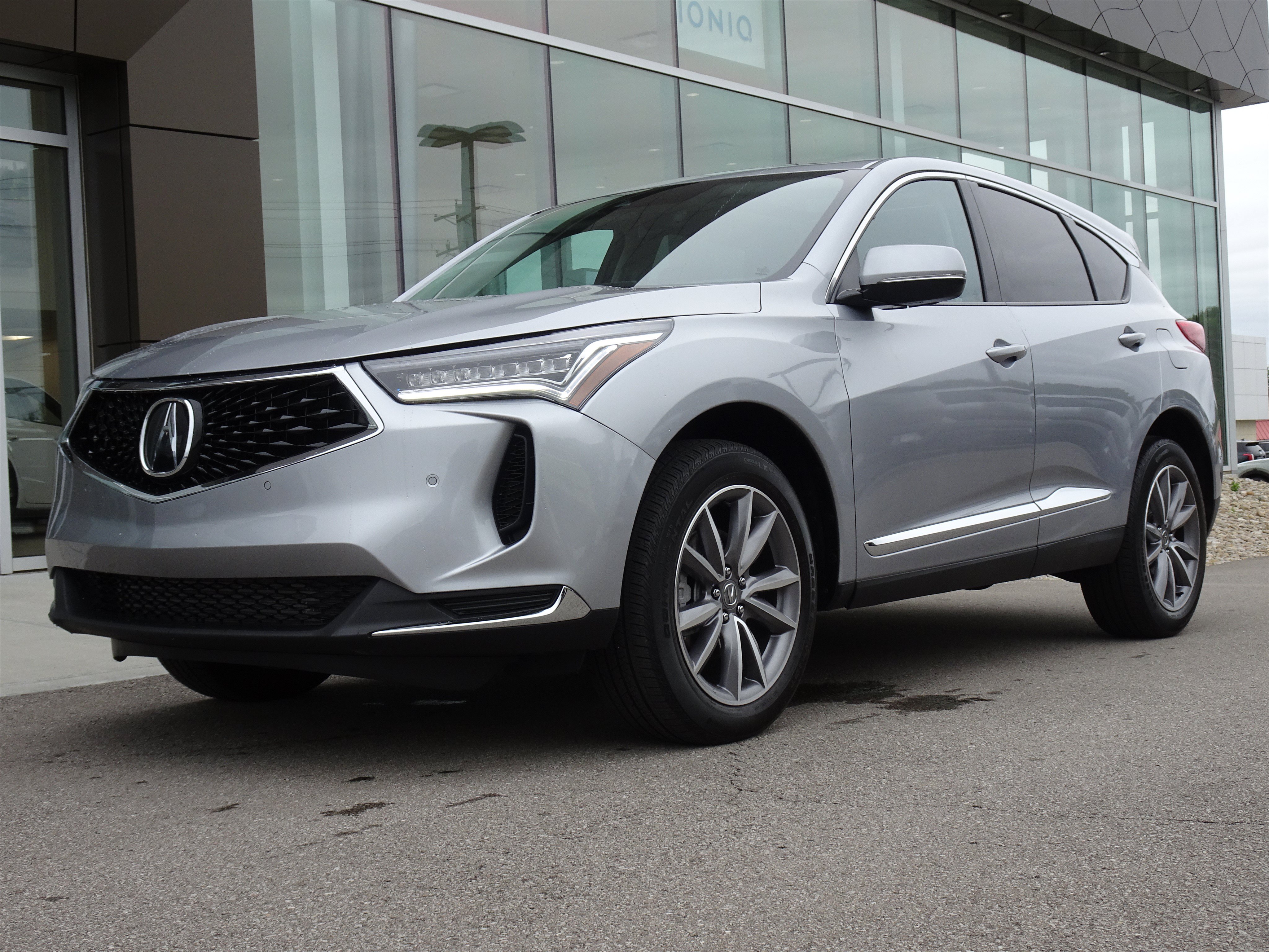Used 2023 Acura RDX w/ Technology Package AWD/4WD image 1
