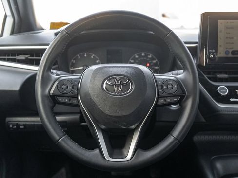 Used 2023 Toyota Corolla SE image 15