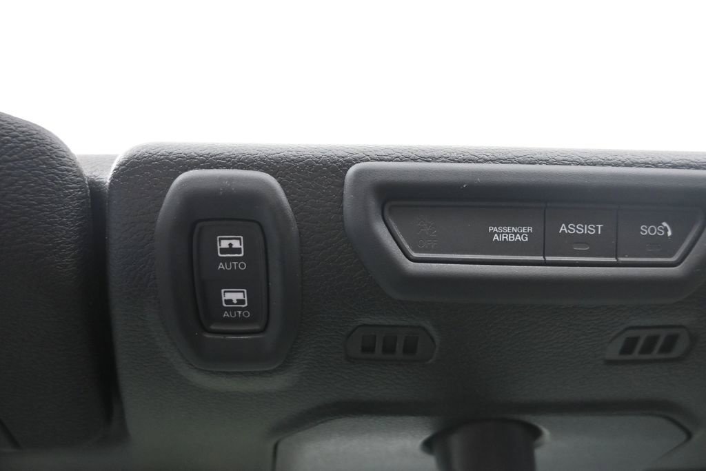 Used 2022 Jeep Wrangler Unlimited Sahara AWD/4WD image 21