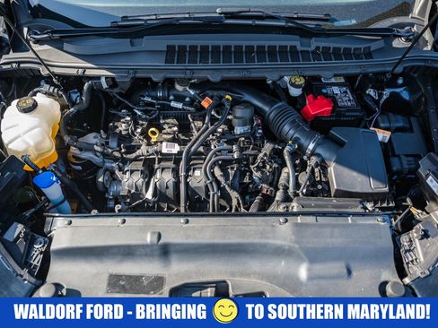 Used 2022 Ford Edge Titanium image 23