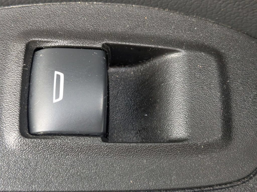 Used 2024 Chevrolet Equinox LT AWD/4WD image 26