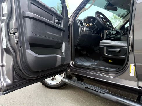 Used 2015 RAM 1500 Express image 38