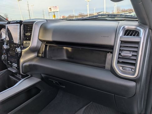 Used 2025 RAM 1500 Big Horn image 24
