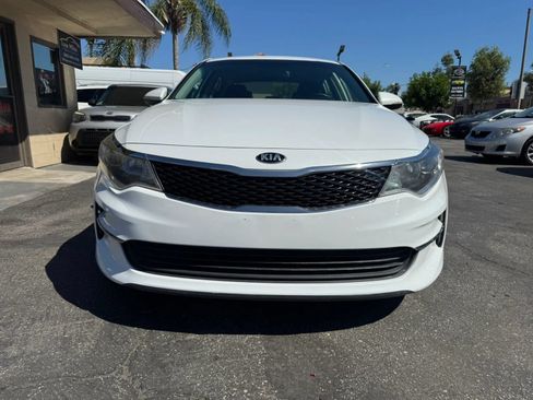 Used 2016 Kia Optima LX FWD image 2