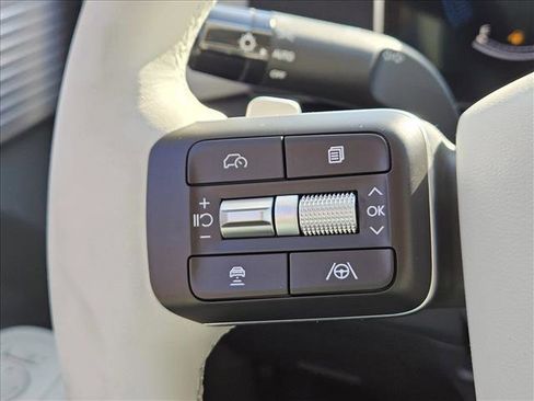 Used 2025 Hyundai Santa Fe SEL image 15