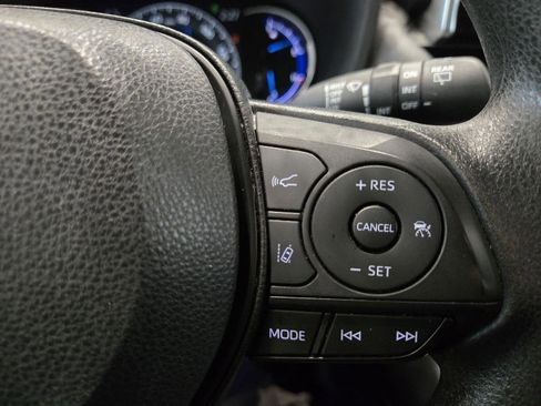 Used 2023 Toyota RAV4 AWD Hybrid image 38