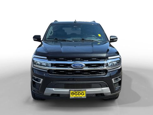 Used 2023 Ford Expedition Limited image 8