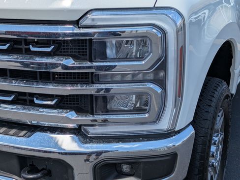 Certified 2025 Ford F350 Lariat w/ Lariat Ultimate Package AWD/4WD image 10
